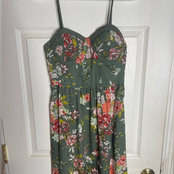 Women’s long dress - Picture 2 of 5